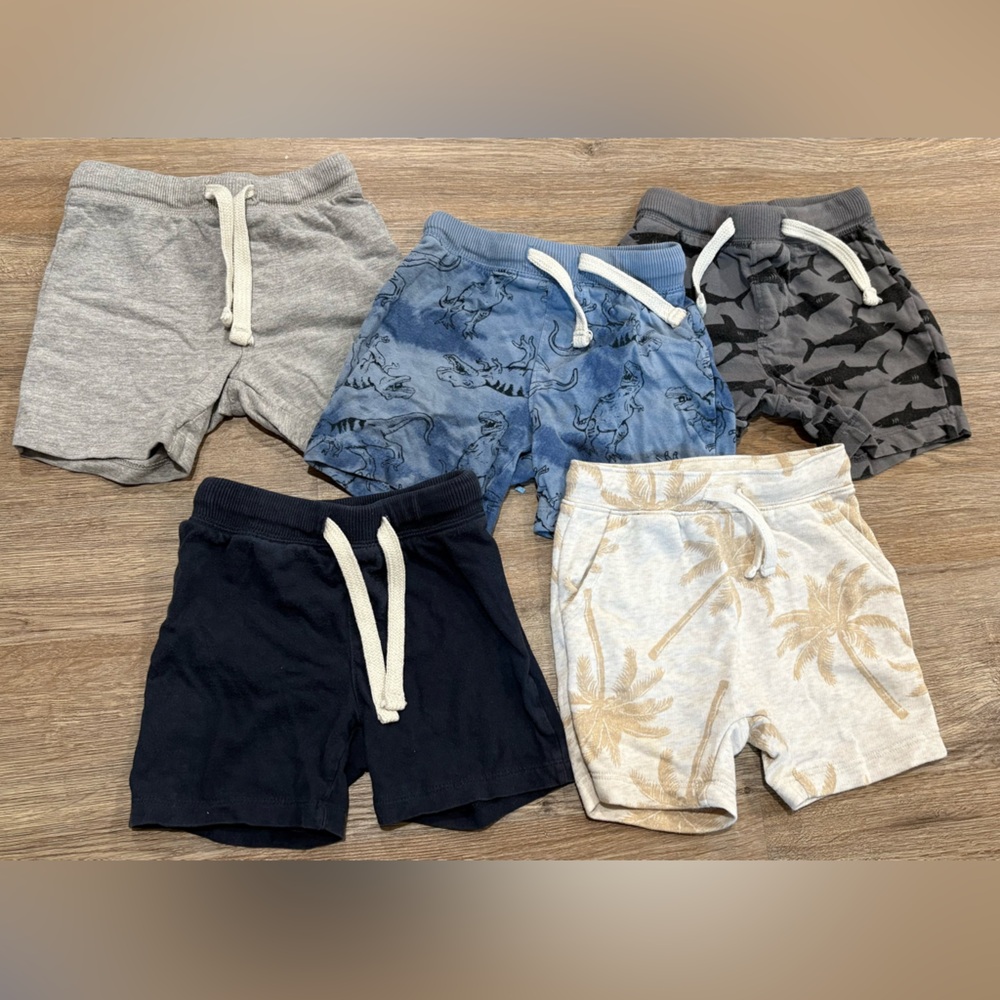Old Navy Baby Boy Shorts Sz 18-24months